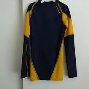 Under Armour rashguard